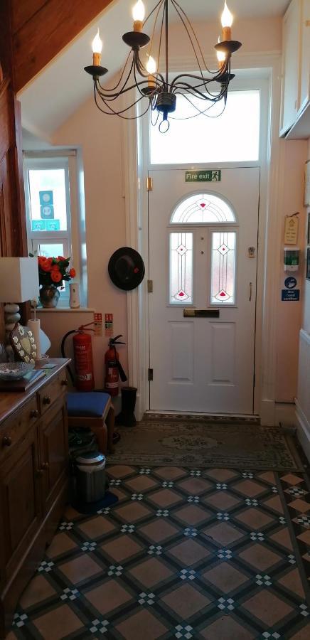 Pebbles Villa Seaton Bagian luar foto