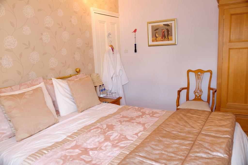 Pebbles Villa Seaton Bagian luar foto